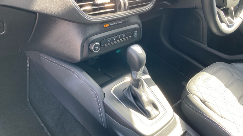 Ford Focus 1.0 EcoBoost Hybrid mHEV 155 Titanium X 5dr Auto Petrol Estate